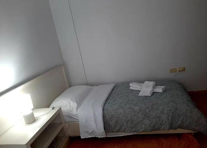 Apartament Casa Meliana Nex To The Interurban Bus Station *