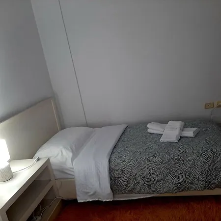 Apartment Casa Meliana Nex To The Interurban Bus Station *